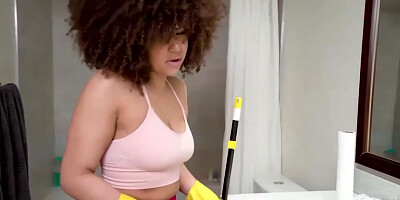 Slutty kinky ebony Nina Diaz penetrated in the cowgirl pose