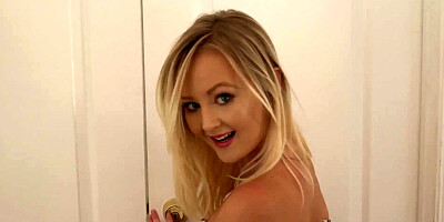Daughter Wants Step-dad's Big Hard Cock Inside Her Pussy
