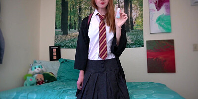Goody Gryffindor Becomes a Slutty Slytherin [ginny Weasley Potion Joi]