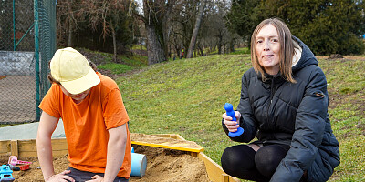 Young lad Jambie King banging the old hag Sara Schwarz