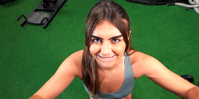 Hot Brunette In The Gym Trains Fucking With A Handsome Guy