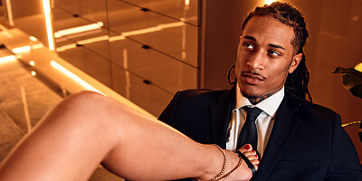 Hot gold digger seduced lad with big black cock to impregnate