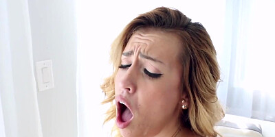 Latina seductress desperately wants a cock up her sweet bum