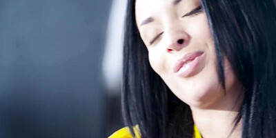 Sinful Anissa Kate and Henessy's big tits xxx