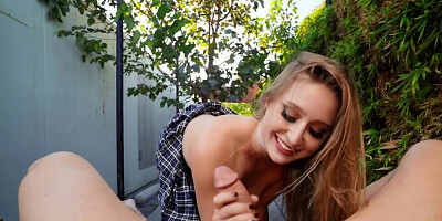 Babe gets pleased by cameraman who agrees to help for fucking