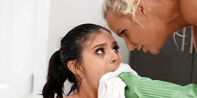 Hot & Mean - Brunette Violet Starr tongue kissing sex video
