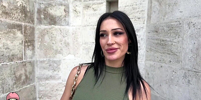 Public intimacy in an urban park
