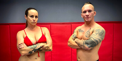 Milf with saggy tits puts the pressure on a guy in the ring