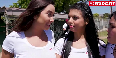 Gina Valentina Usa Babe Fucks Coach with Her Bffs