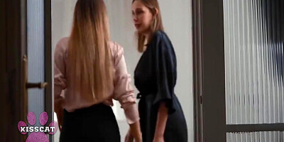 House : Why Busty Stepmom Karina King Jerks Stepson Aunty Catches Doggystyle Fuck?