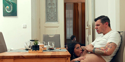 Asandra Dewy sucks fat pecker and gets pounded on the table