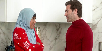 Ken Feels, Claire Collins And Skyla Sun In Its Christmas