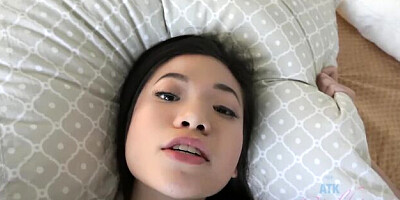 Watch prurient Vina Sky's dirt