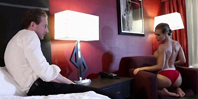 Watch elegant Nicole Aniston's dirt