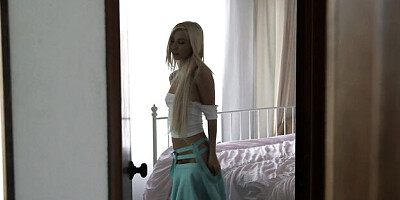 Big cock action with gambling Ramon Nomar and Kenzie Reeves from New Sensations