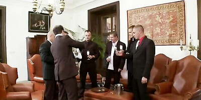 Watch nice-looking chippy's scene