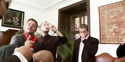 Watch nice-looking chippy's scene