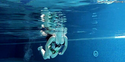 Diana Rius's swimming xxx by Underwater Show