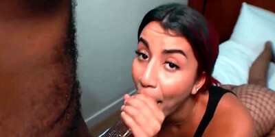 Roxie Sinner - Deep Throat Action With Nice-looking From