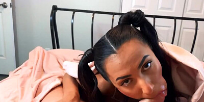 Hunk and his lovely GF begin new day with spontaneous sex