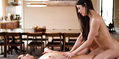 Kylie Rocket lets Aften Opal finger her lesbian awakening wide open