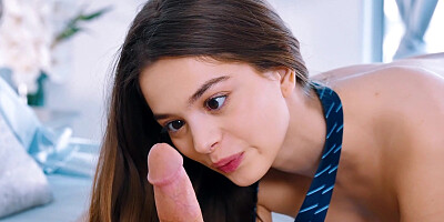 Adorable brunette Molly pleasures her boyfriend early in the morning