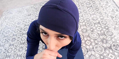 Sporty arab MILF Penelope Woods gets pounded on the floor