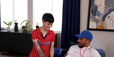Short-haired bimbo Raee Ripley seduced her coach