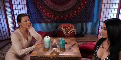 Watch heavenly Ariel X and Jenevieve Hexxx's xxx