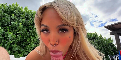 Exotic blonde bimbo Luna Luxe pleasures bald-headed dude outdoors