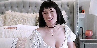 Oliver Faze And Olive Glass - My Stepmom Wants Me To Make Her Pregnant