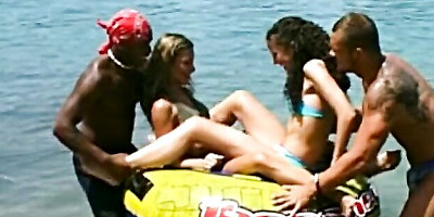 Watch randy Kid Jamaica and Nacho Vidal's dirt