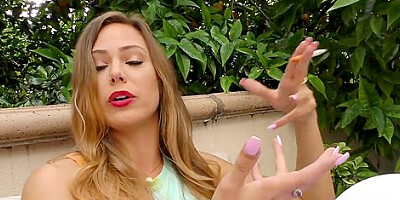 Avery Cristy - Loves Her Porno And Gets Horny Watching It!