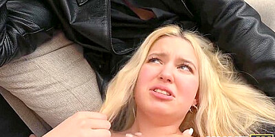 Nikoletta Queen And Stanley Johnson - Showing Natural Titties To A Random