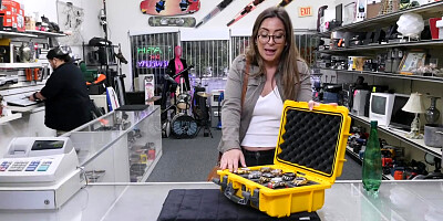 XXXPAWN - Fucking French Babe Charlie Harper For A Flight Ticket