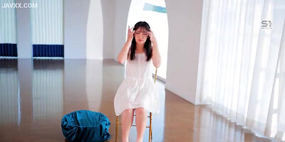 Innocent Body’s AV Debut: New No.1 Style Miracle. Asian Erotic Video. x4x54B1A7B192DFF74557