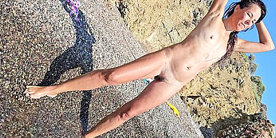 Peeing Panties,masturbation And Gaping Pussy On Nudist Beach
