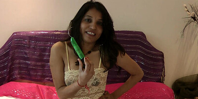 Hot striptease video of a Desi woman that loves sex toys