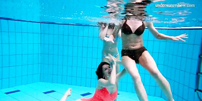 Stunner courtesan's pool girls dirt