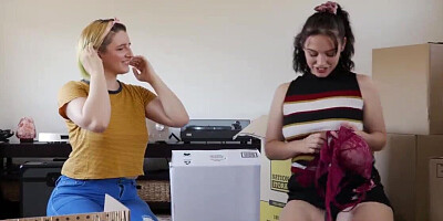 Real lesbian women are eating out their wet smelly holes