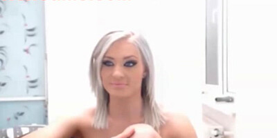 Sexy Webcam Girl Chatting 5