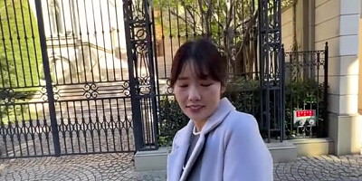 清楚なスレンダー美女がほろ酔いで体のガードゆるゆるハメ撮り