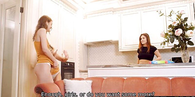 Dykes sex with shaggy Rita Fox and Minni Love from VIP 4K