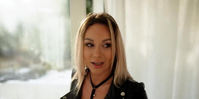 Stunning MILF Karina King knows no limit during casting