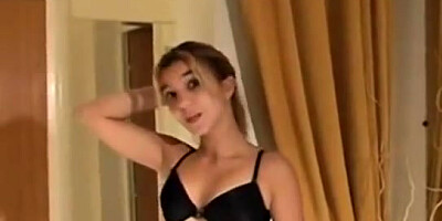 18 years old amateur blows dick