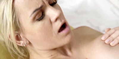 Bitches Carollina Cherry and Lucette fuck each other's pussies