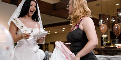 Brunette and blonde tasting each other's hot pussies
