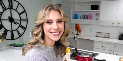 Blonde stepmom wants to celebrate Mardi Gras thru sex