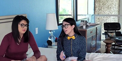 Alex Coal and other teen girl is going to get ripped apart
