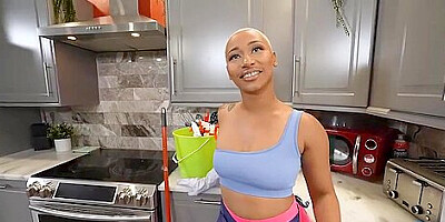 Thick Ass Daphne - The Thickest Cums The Quickest